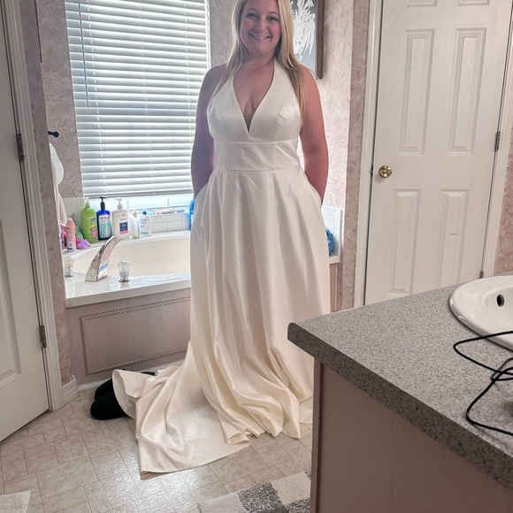 David’s Bridal size 16 NEW - Picture 4 of 5